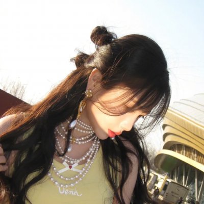 大卫·赫尔姆斯：大难不死的男孩